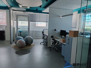 Bez provízie - Výhodný prenájom kancelárie-Polianky 5, Bratislava- Dúbravka — foto 8