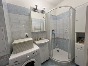 Na predaj 1,5 izbový byt s terasou a parkovacím státím v BA, Geologická ul. — foto 7