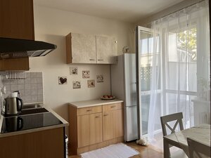 Na predaj zariadený 1,5i byt s parkovaním a terasou na ul. Geologická – Bratislava – Podunajské Biskupice — foto 5