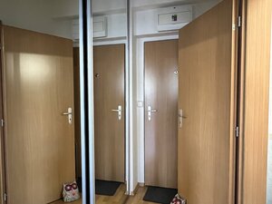 Na predaj zariadený 1,5i byt s parkovaním a terasou na ul. Geologická – Bratislava – Podunajské Biskupice — foto 11