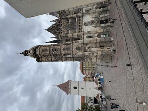 NA PREDAJ_výhľad z balkóna na Urbanovu vežu_Košice_115 m2_3,5 izby — foto 16