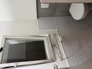 NA PRENÁJOM_výhľad z balkóna na Urbanovu vežu_Košice_115 m2_3 izbový — foto 9