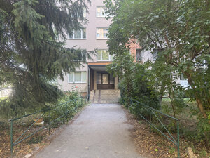 NA PREDAJ_1 izbák_41 m2_Braniskova ul._"KUZMÁNKA"_KOŠICE — foto 1