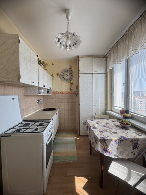 NA PREDAJ_1 izbák_41 m2_Braniskova ul._"KUZMÁNKA"_KOŠICE — foto 9