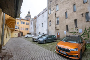 NA PREDAJ MEŠTIANSKY DOM na HLAVNEJ ulici_oproti Urbanovej veži — foto 2
