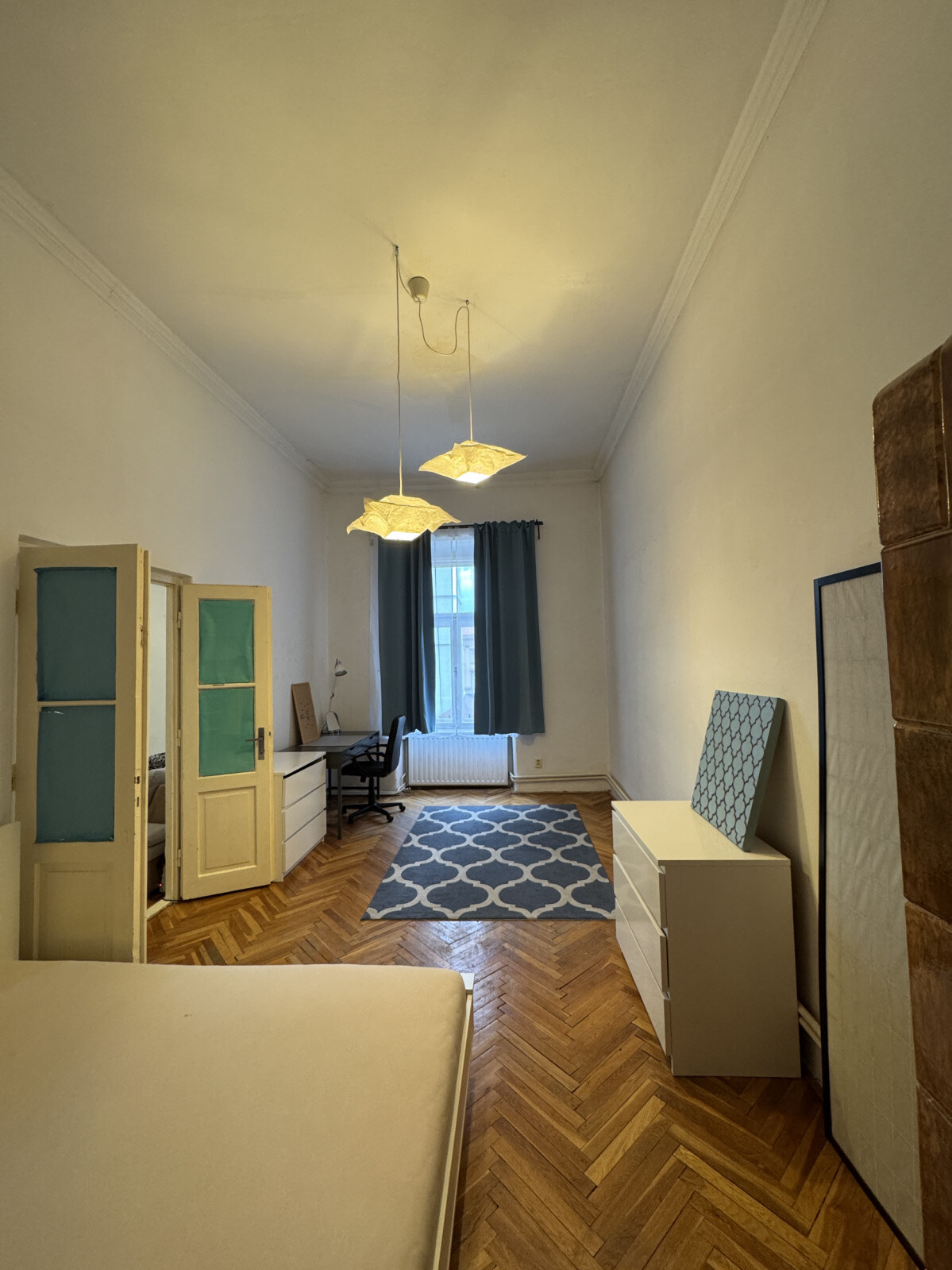NA PRENÁJOM_výhľad z balkóna na Urbanovu vežu_Košice_115 m2_3,5 izby — foto 2