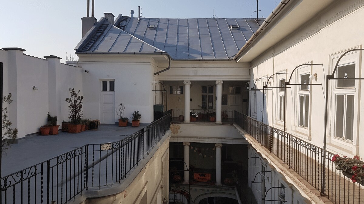 NA PRENÁJOM - podnikajte v Starom Meste - na HLAVNEJ ulici ! — foto 3