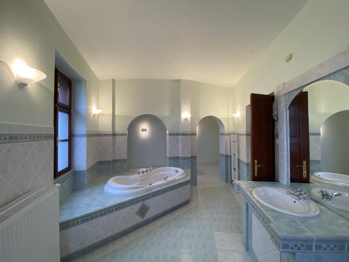 NA PREDAJ_DOM RABÍNA v Prešove_architektonický skvost — foto 11