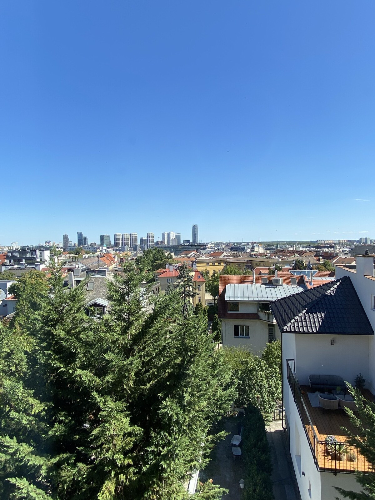 Čaro a noblesa prvej republiky spojené s moderným komfortom - exkluzívny prenájom 3-izb. bytu Palisády — foto 6