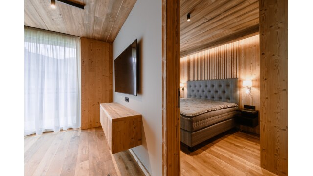 Na predaj štýlový apartmán s výhľadom na panorámu Tatier v Tatranskej Lomnici — foto 10