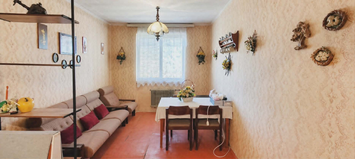 SPEKTRUM REALITY - Na PREDAJ Rodinný dom s garážou, pozemkom 802 m2, Nitrianske Pravno, okres Prievidza — foto 7