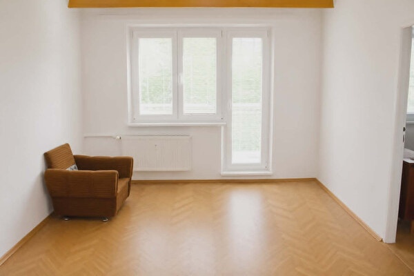 SPEKTRUM REALITY- Na Predaj 3-izbový byt, 62 m2 s balkónom, Handlová, ul. Prievidzská