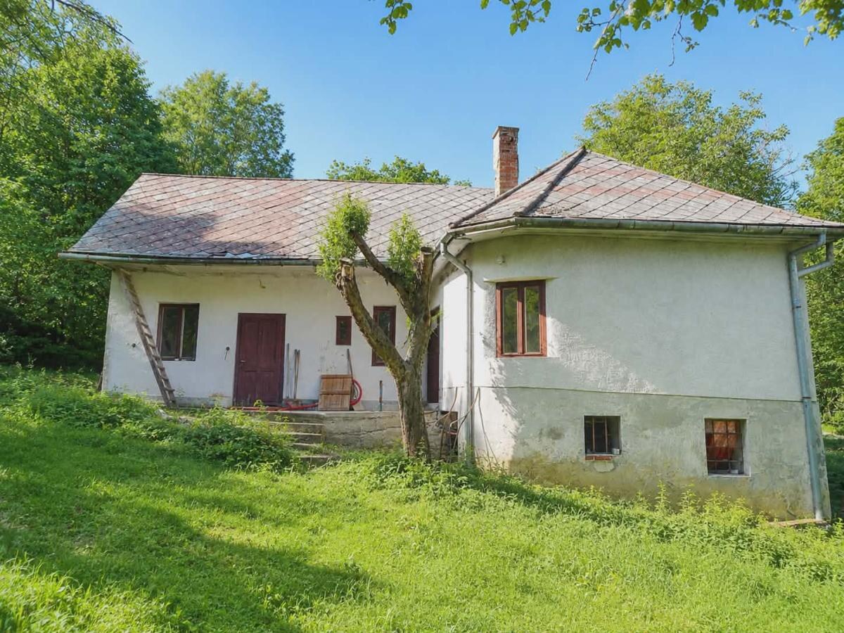 EXKLUZÍVNE-SPEKTRUM REALITY- Na predaj 3-izbový rodinný dom / chalupa s pozemkom 1840 m2, Valaská Bela, okres Prievidza — foto 3