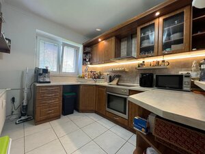 SPEKTRUM REALITY- Na PRENÁJOM komplet rekonštruovaný 2- izbový byt Handlová, ul. 29. Augusta — foto 1