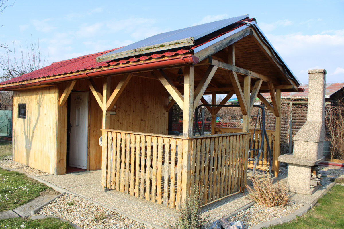 EXKLUZÍVNE- SPEKTRUM REALITY- Na Predaj záhradná chatka s pozemkom 218 m2,, záhradkárska osada " Partizánske