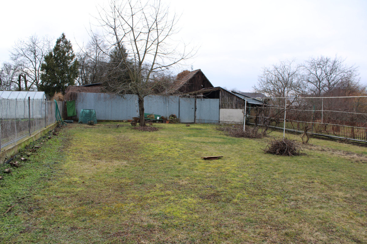EXKLUZÍVNE-SPEKTRUM REALITY - Na PREDAJ Dvojgeneračný 7-izbový rodinný dom s garážou, Kamenec pod Vtáčnikom, okres Prievidza — foto 6