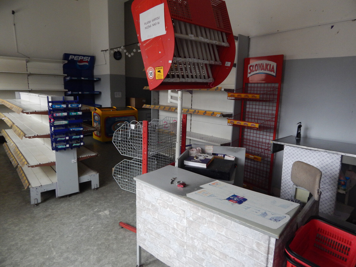 SPEKTRUM REALITY- Na Predaj Obchodný priestor 70 m2, Handlová, Ul. 29.Augusta — foto 5
