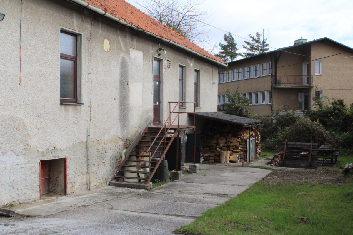 SPEKTRUM REALITY- Na predaj Rodinný dom/ objekt na podnikateľské účely s pozemkom 800 m2, Nitrianske Pravno, okres Prievidza — foto 2