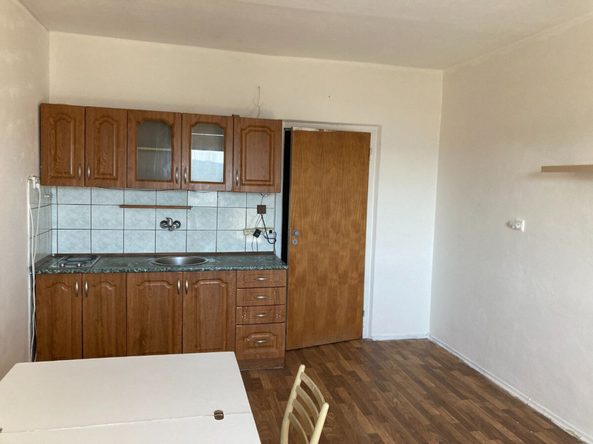 SPEKTRUM REALITY- Na PREDAJ garsónka, 23 m2 s loggiou, okres Žiar nad Hronom — foto 2