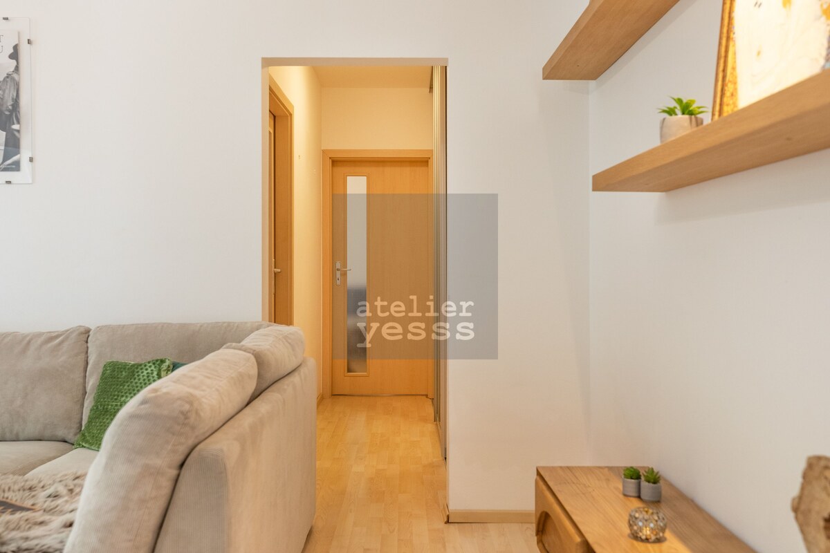 YESSS - Priestranný, kompletne zrekonštruovaný 3-izbový byt s lodžiou a balkónom v pokojnej časti Ružinova – Exnárova ulica — foto 15