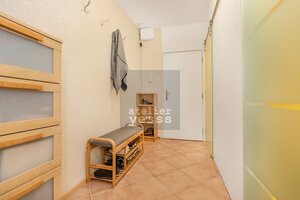 YESSS - Priestranný, kompletne zrekonštruovaný 3-izbový byt s lodžiou a balkónom v pokojnej časti Ružinova – Exnárova ulica — foto 24