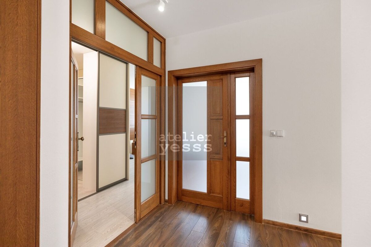 YESSS - Elegantný 3-izbový byt s nadčasovým štýlom – Rezidencia SOLAR - Budatínska, Petržalka — foto 25