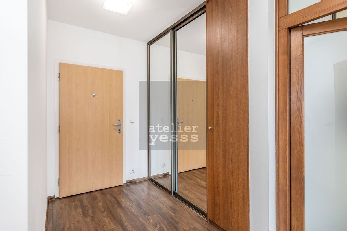 YESSS - Elegantný 3-izbový byt s nadčasovým štýlom – Rezidencia SOLAR - Budatínska, Petržalka — foto 31
