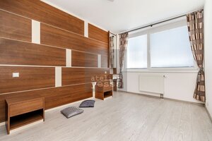 YESSS - Elegantný 3-izbový byt s nadčasovým štýlom – Rezidencia SOLAR - Budatínska, Petržalka — foto 15