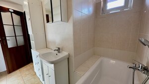 Predaj 3 podlažného rodinného domu - Košice-okolie — foto 15