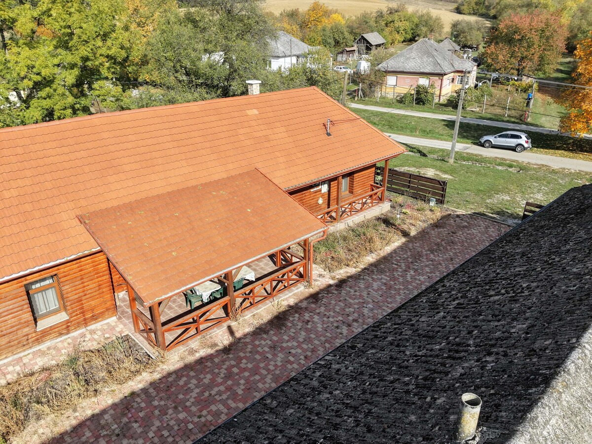 Rodinný dom v pokojnej obci Kány, Maďarsko — foto 10
