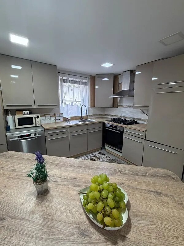 Útulný rodinný dom v obci Milhosť – 5 izieb, pokojné bývanie neďaleko Košíc — foto 11