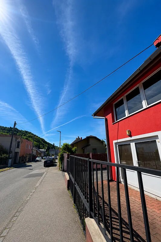 Priestranná kancelária s parkovaním v mestskej časti Košice – Vyšné Opátske — foto 9