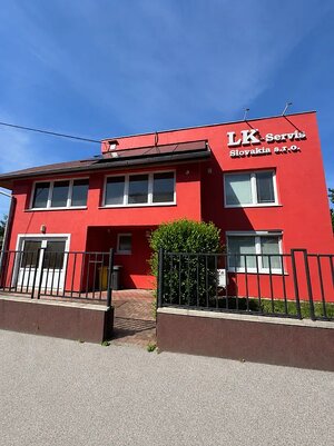 Priestranná kancelária s parkovaním v mestskej časti Košice – Vyšné Opátske — foto 7