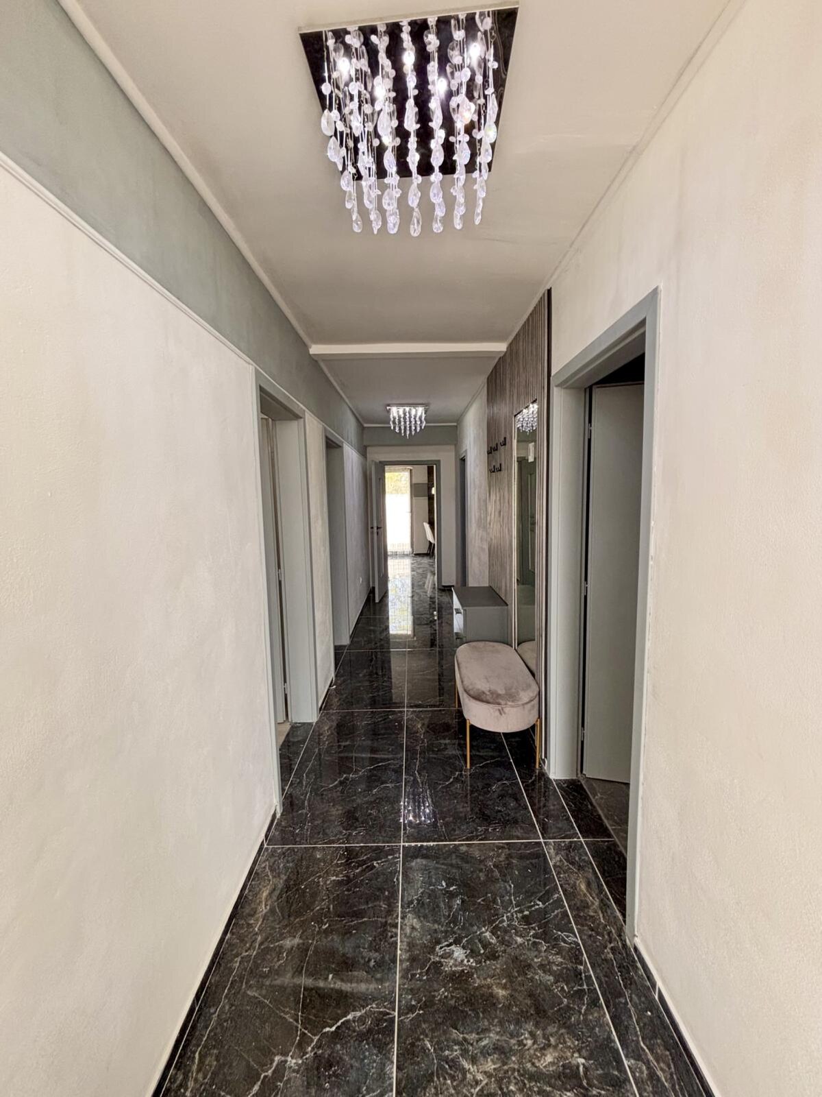 Ponúkame Vám na predaj moderný rodinný dom typu bungalov so samostatnými bytovými jednotkami — foto 21