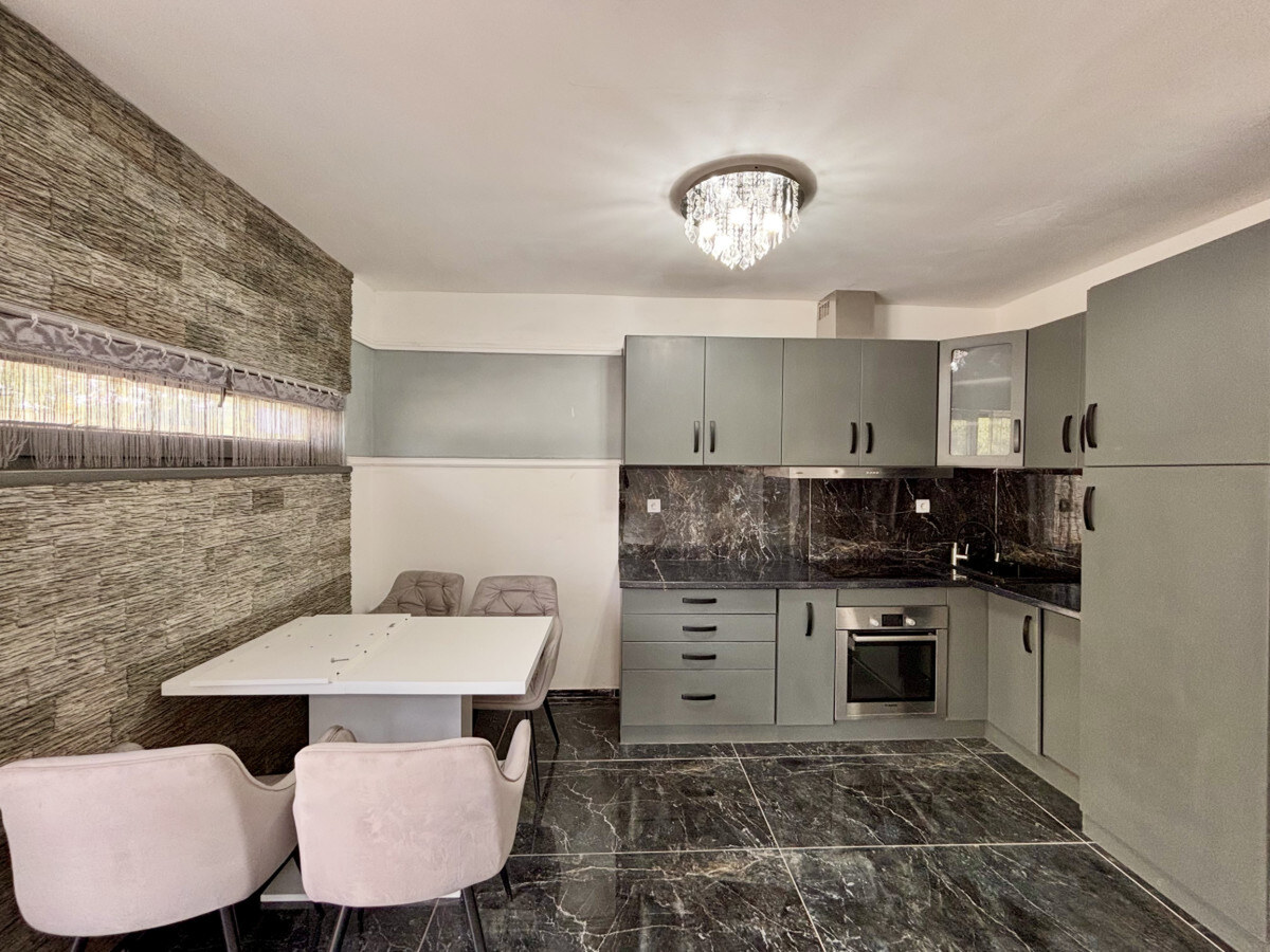 Ponúkame Vám na predaj moderný rodinný dom typu bungalov so samostatnými bytovými jednotkami — foto 6