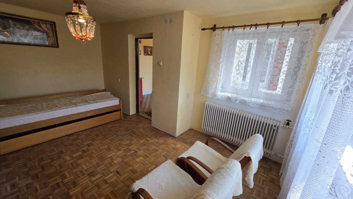 Predám Rodinný dom na Milionárskej štvrti Nové Zámky — foto 11