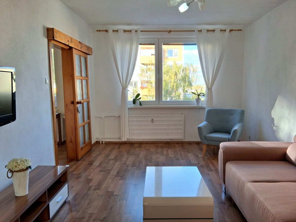 NA PRENÁJOM krásny 3-izbový byt na sídlisku MDŽ v Šuranoch — foto 4