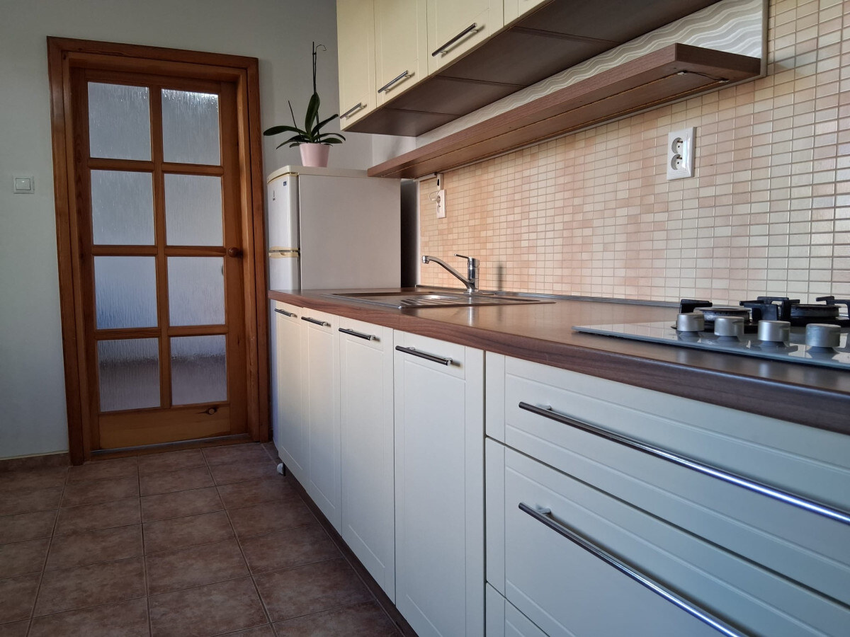NA PRENÁJOM krásny 3-izbový byt na sídlisku MDŽ v Šuranoch — foto 6