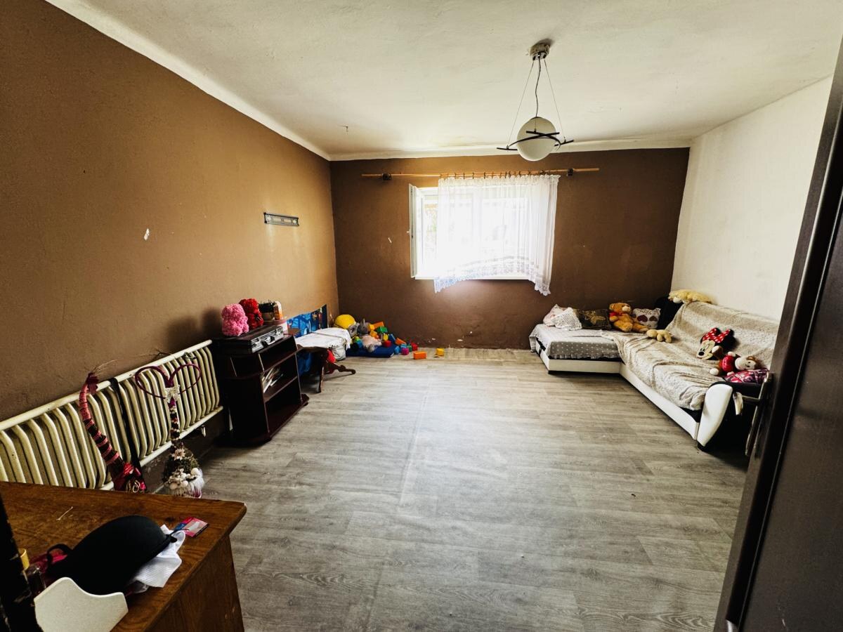 Ponúkame Vám na predaj rodinný dom v obľúbenej a vyhľadávanej časti mesta Kolárovo — foto 14