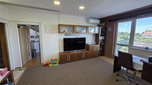 Predám krásný 5 izbový poschodový dom v meste Nesvady — foto 26