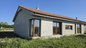 Exkluzívne Predám 4 IZBOVÚ NOVOSTAVBU v novej ulici /10km od NZ — foto 2