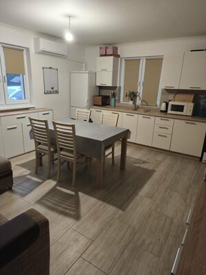 NA PREDAJ, Exkluzívne iba u Nás - 2- izbová Chata pri jazere, Oáza pokoja v Hurbanove — foto 12