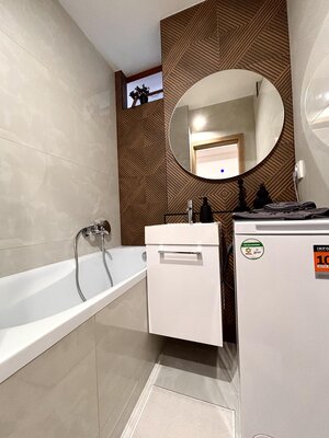 Výrazne znížená cena! Ponúkame Vám na prenájom kompletne prerobený, krásny 3 izbový byt v centre mesta Nové Zámky — foto 16