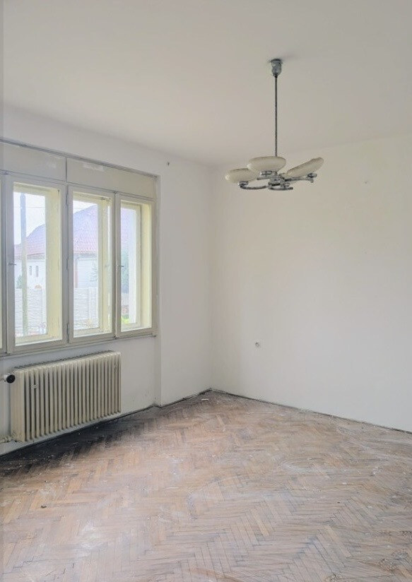 REZERVOVANÉ! Ponúkame Vám na predaj dvojpodlažný rodinný dom v pôvodnom stave v obci Kamenín — foto 3