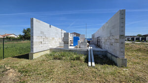 Ponúkam na Predaj modernú poschodovú novostavbu v obci Dvory nad Žitavou — foto 7
