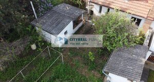 Na predaj starší dvojpodlažný rodinný dom v meste Nové Zámky — foto 1