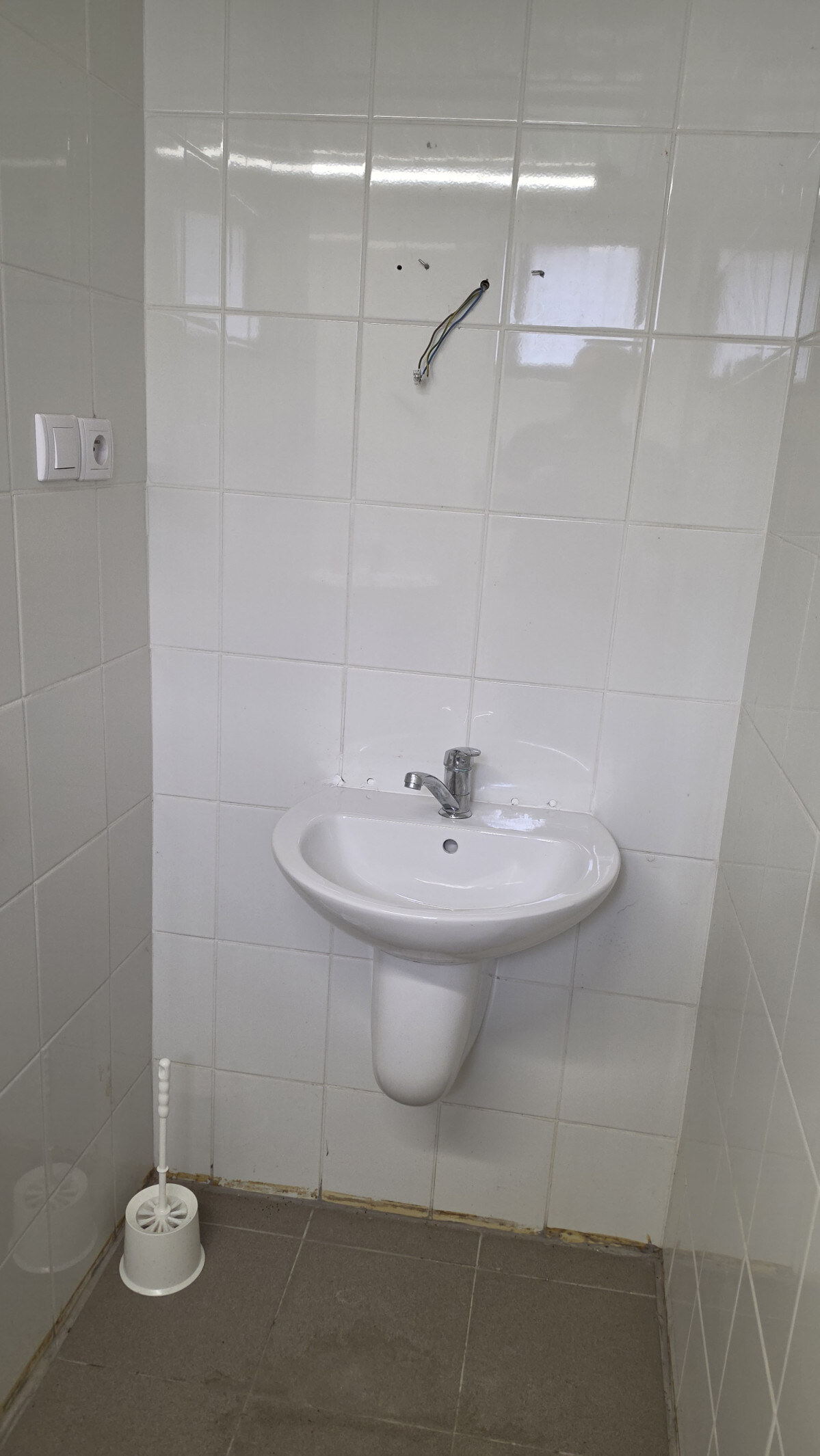 Prenájom obchodo administratívný priestor CENTRUM Nové Zámky — foto 9