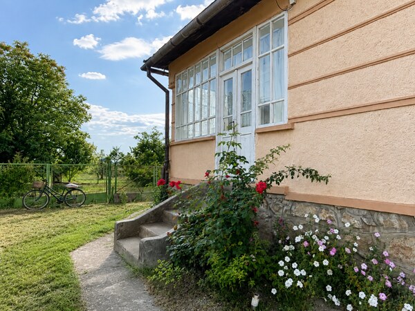 MAĎARSKO_ 3 izb. RD _ pozemok 1434m²_ Hidvégardó, Maďarsko