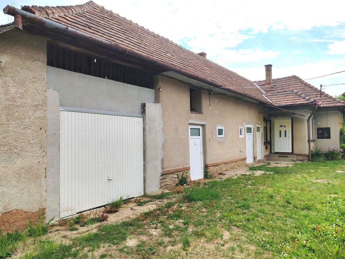 MAĎARSKO_ 2 izb. _ RD _ pozemok 900 m² _ obec Bódvaszilas — foto 8