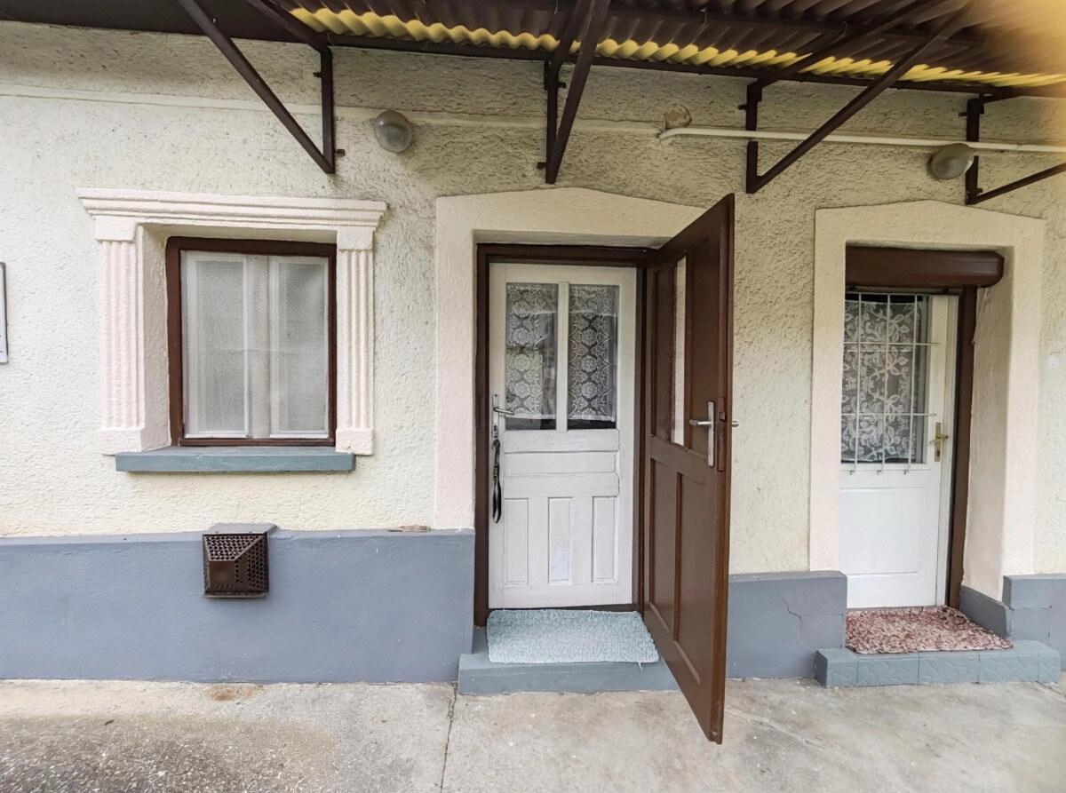 NA PREDAJ_ tradičný vidiecky dom_  pozemok 2172 m²_Martonyi_ — foto 7